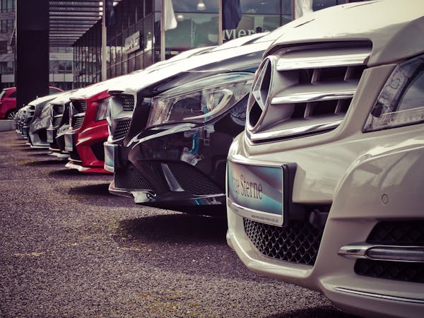  Keuntungan Menggunakan Jasa Rental Mobil Subang
